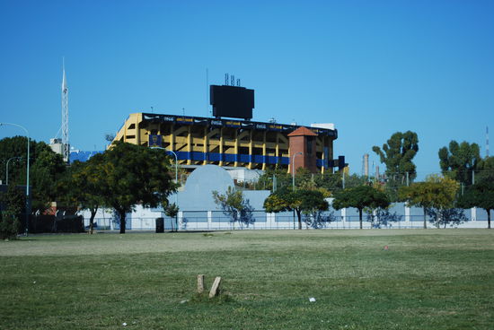 La Bombonera/Bonbonschale - das Stadion der Boca Juniors im Stadtviertel La Boca. Quasi das "Zuhause" von Maradona.
