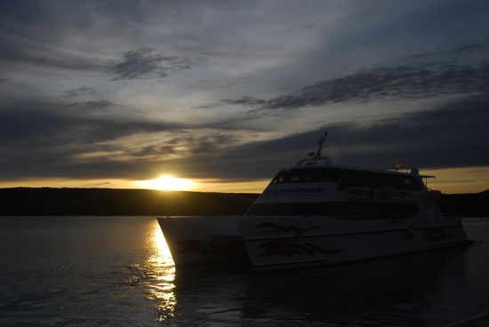 Auslaufen bei Sonnenaufgang