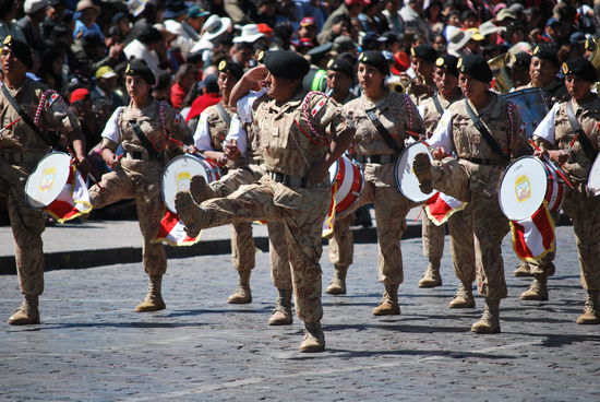 Jetzt aber: Humtata ! Zackig, zackig !!!