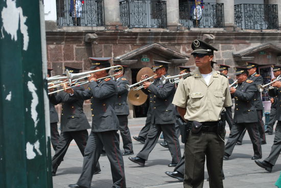 Noch ein wenig Tamtam und die Geschichte ist vorbei.