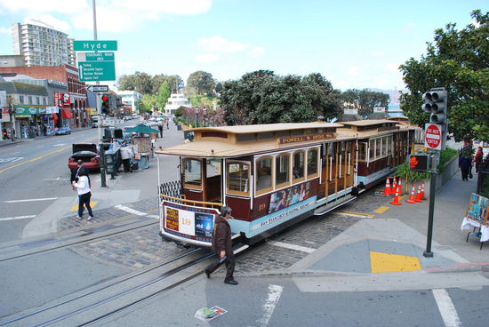 cable car turnaround - die Wagen müssen auf einer Drehplattform umgedreht werden