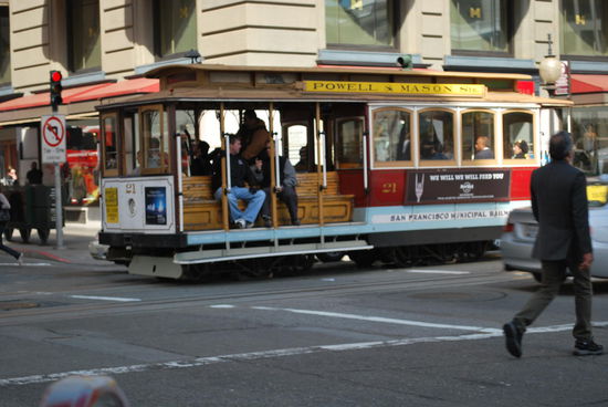 Das erste cable car ! Die Dinger sind ja echt urig !