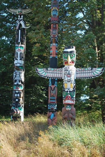 Die Totempfähle im Stanley Park