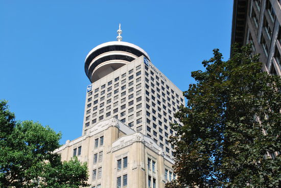 sehr bescheiden- was Höhe angeht- der Aussichtsturm Vancouvers