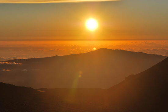 Und die Sonne geht unter... Mauna Kea ist perfekt für Sonnenauf- und untergänge...