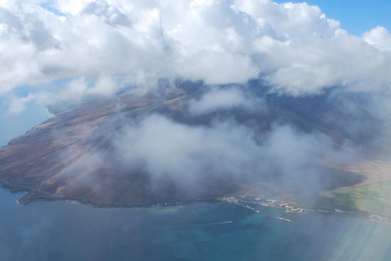 Maui von oben - Landeanflug auf Kahului.