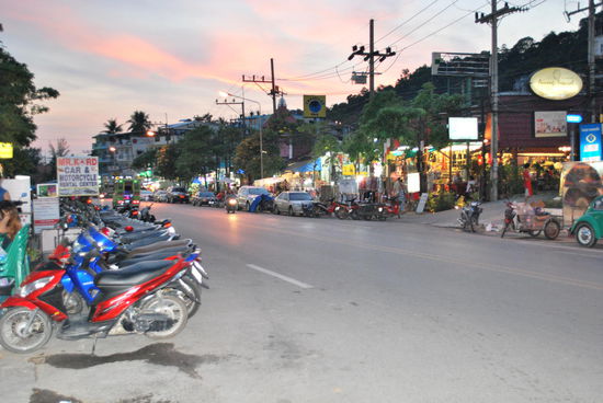 Ao Nang - Hauptstrasse
