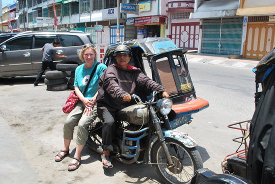 BSA-Becak-Fahrer und ich