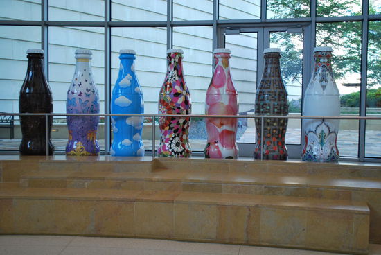 Coke hat sich noch nie der Kunst verschlossen..