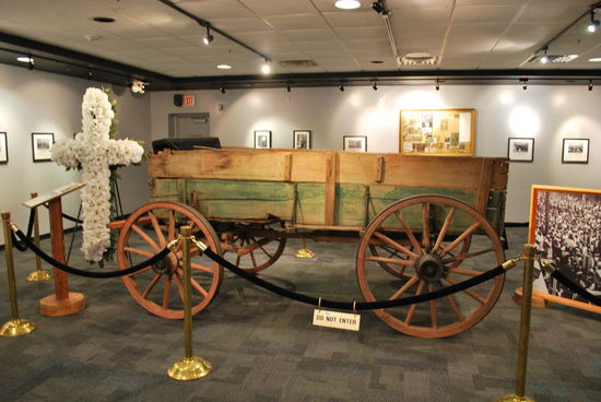 1968 - das Jahr, in dem MLK ermordet wurde, ist mein Geburtsjahr. Erst habe ich angesichts dieses einfachen Karrens gedacht: Was soll denn dieser Eselskarren hier ?