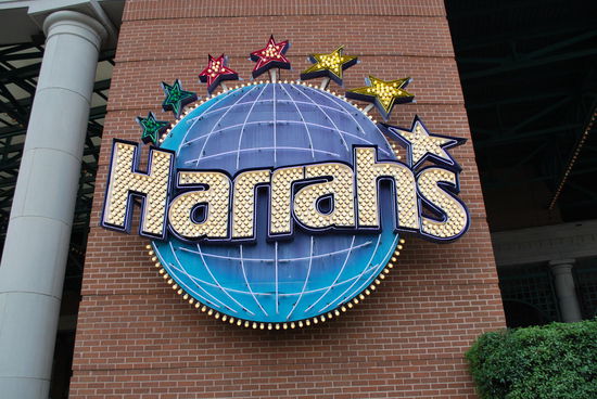Harrah´s unterhält ein riesiges Casino in New Orleans am Ufer des Mississippi