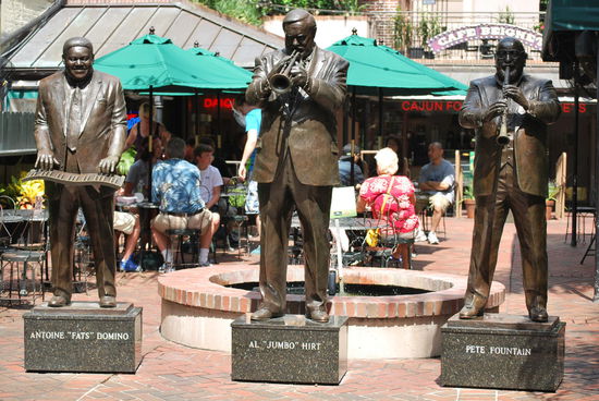 Jazz gibt es aber schon zur frühen Stunde, immer und überall.