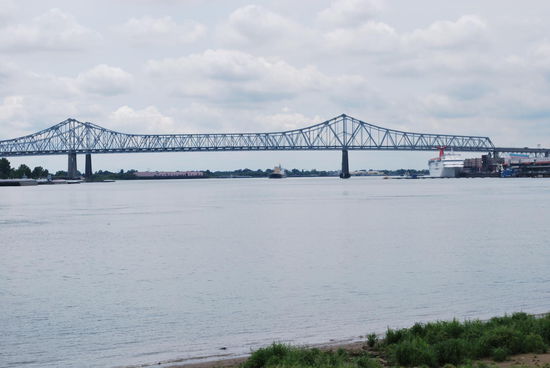 Brücke über den Mississippi
