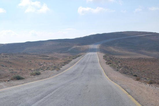 Jordaniens Strassen leiden nicht gerade an Überfüllung...