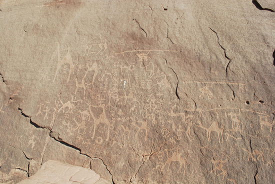 Felszeichnungen, der Beweis für die Karawanenroute