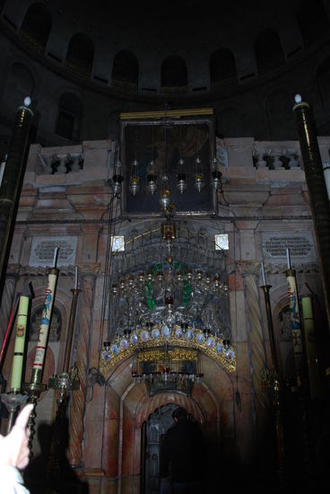 Kreuzwegstation XIV. Das heilige Grab