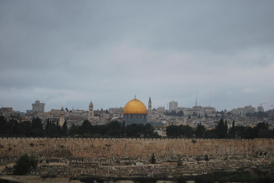 Die Wolken sind dunkel - es regnet mal wieder...