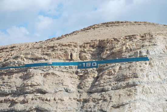 150 m unter Meeresspiegel - es geht immer weiter runter.