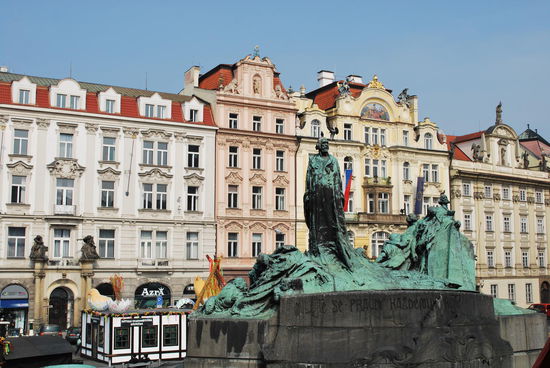 Jan Hus Denkmal auf dem Platz
