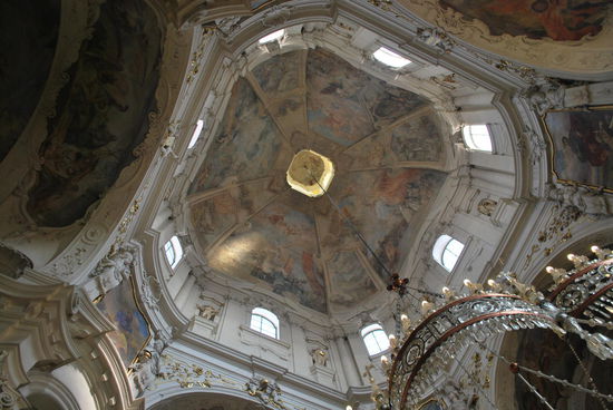 Die pastellfarbene Kuppel