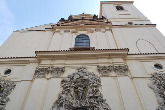 Jakobskirche - Kostel sv. Jakuba. Ich gehe in viele Kirchen auch hinein, aber nicht in jeder ist das Fotografieren erlaubt
