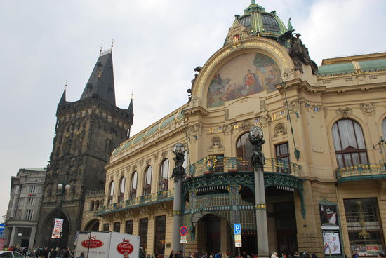 Obencní dúm - die Jugenstilperle Prags schlechthin - ein Blick hinein lohnt unbedingt