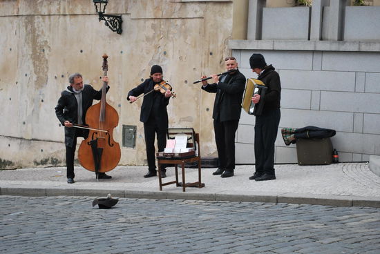 Geschrammel vor der Burg
