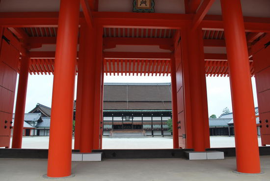 orange-angepinselte Tore