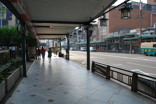 Shijo-dori