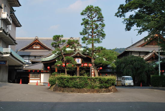 Gion Corner - Veranstaltungshaus