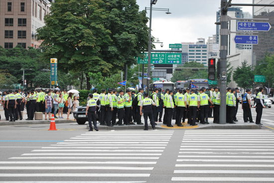 Erstaunlich: In diesem kleinen Land gibt es soviele Polizisten !