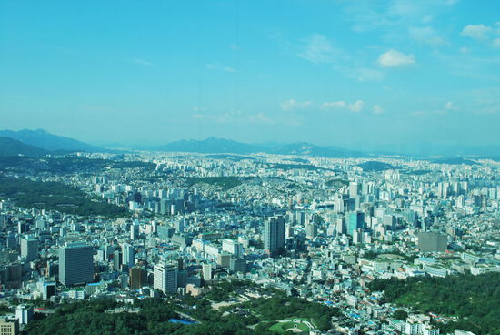 einmal rundum fotografiert: Blick auf downtown Seoul