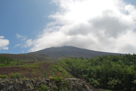 Ich habe den passenden Song im Ohr aus dem i-pod "Himmel auf" von Juli - "wann reißt der Himmel auf ? Sag´mir wann ?" JETZT !