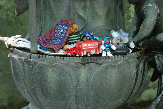 merkwürdige Opfergaben