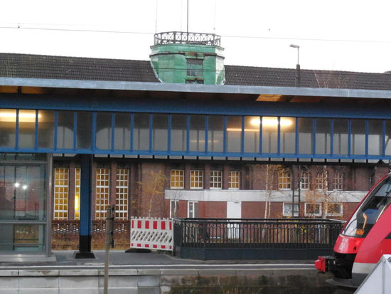 07.58 Uhr: Abfahrt ! Erstmal nur nach Hamburg.