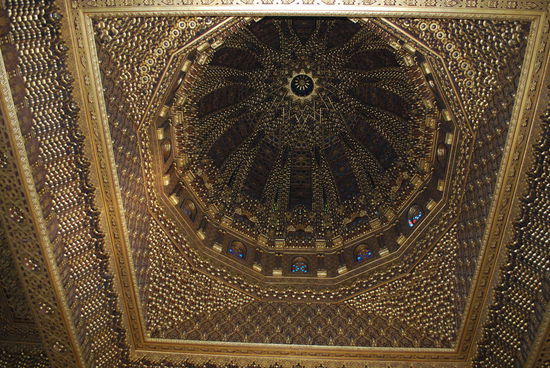 Fantastische Kuppel mit Einlegearbeiten - es funkelt nur so !