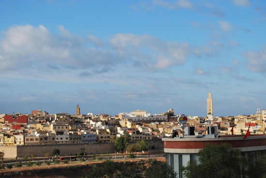 Aussicht auf Mèknes von einem Aussichtspunkt