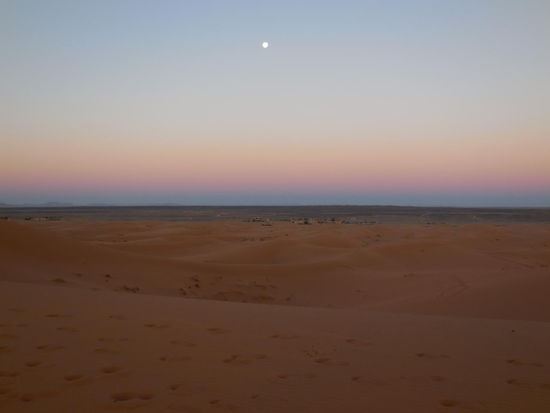 Nicht nur Sonne, auch noch Mond...