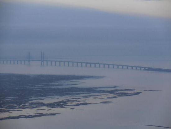 Die storebaelt Brücke zwischen Fyn und Sjaelland aus der Luft