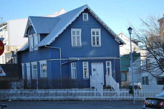 Noch ein schönes Holzhaus in Reykjavik