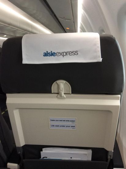 Trotz der wenigen Passagiere, hoffe ich, dass alsie express wirtschaftlich überleben kann, die sind nämlich sooo toll !