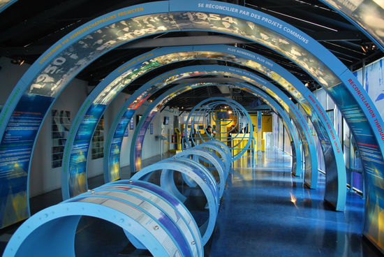 kleine EU-Ausstellung bereits auf dem Weg hinaus