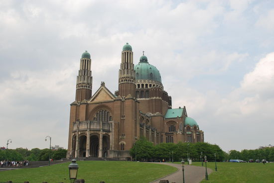 Nationalbasilika des Heiligen Herzes - erst 1970 fertig gestellt
