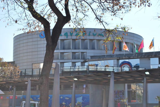 wo sich auch das Aquarium von Barcelona befindet.