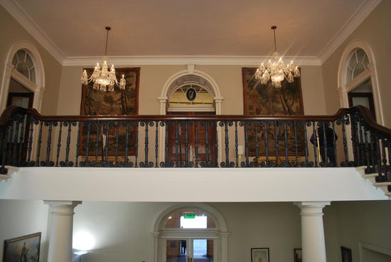 hinein in die State Apartments, die bis heute für offizielle Anlässe genutzt werden. Der Eintritt kostet - glaube ich - 8 EUR.