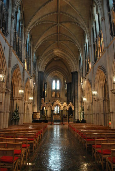 wunderschön von innen, mich begeistert vor allem der toll gekachelte Fußboden...