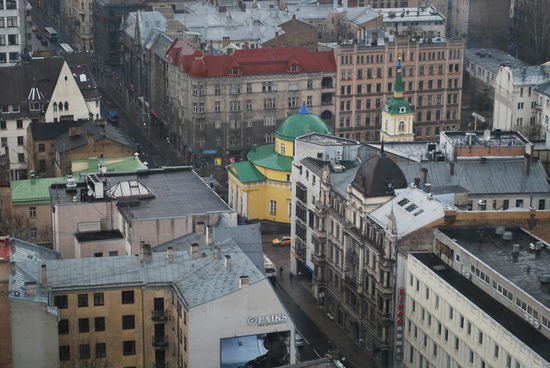 In der kleinen gelben Kirche waren wir später auch noch drinnen