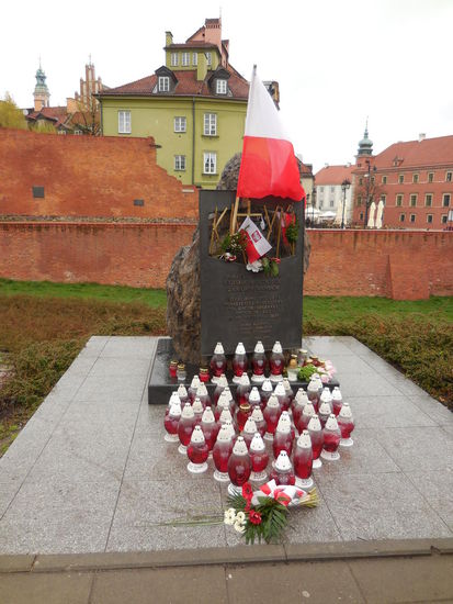 So, bitte mitkommen kreuz-und-quer durch Warschau !