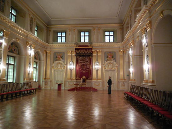 Es ist wirklich prachtvoll hier drinnen...