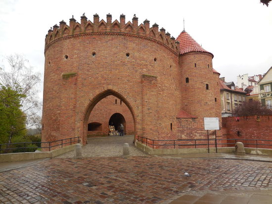 Verteidigungsanlage Barbakane aus dem 15. Jahrhundert